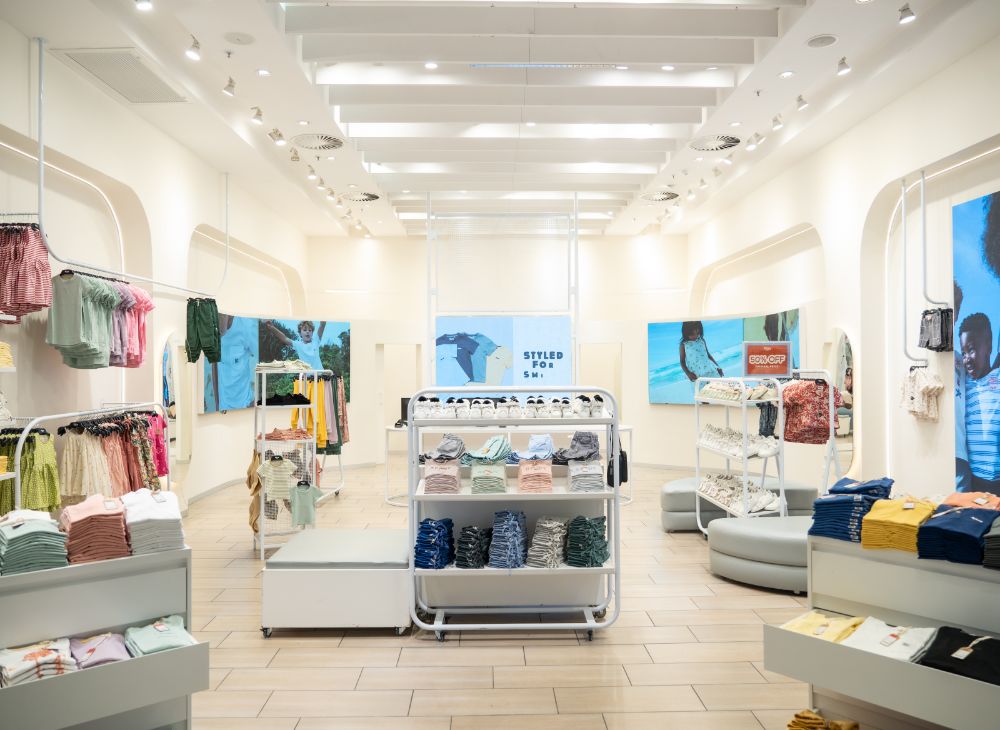 Sook Mall of Africa Refinery Junior store